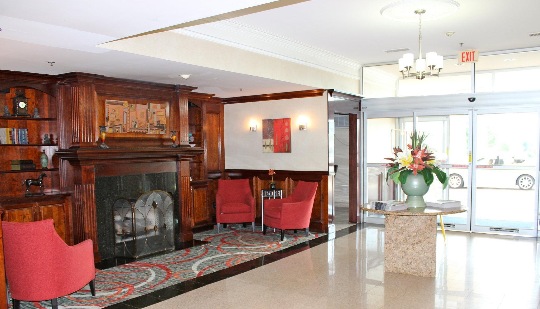 Holiday Inn Express Hotel & Suites Waterford By Ihg Exterior photo